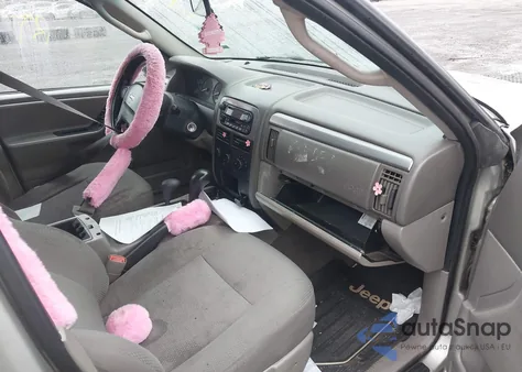 2004 Jeep Grand Cherokee Laredo z USA, uszkodzony, nr VIN 1J4GW48N24C230058